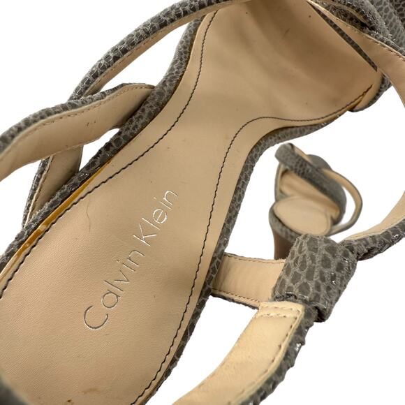 Calvin Klein High Heels Size 5.5 Gray Snakeskin Pattern Platform Prarie Stiletto - Picture 9 of 12